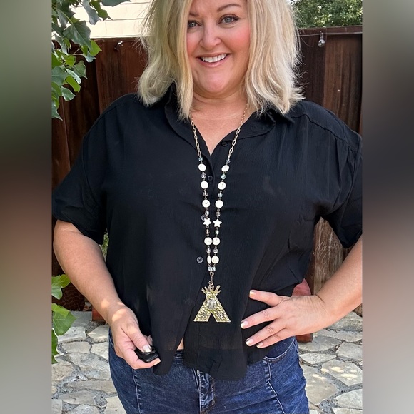 L&B Brooke Button-up Top - Black - Picture 2 of 6